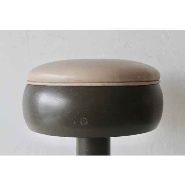 1960s Vintage Space Age Tulip Style Pedestal Stool Swivel Padded Seat For Sale - Image 5 of 18
