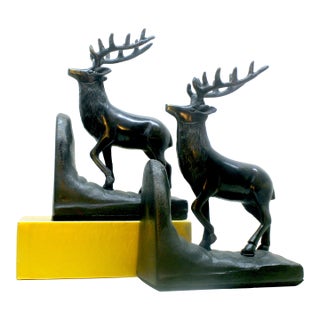 Bookend Pair – Midwest of Cannon Falls Cast Metal Lodge-Style Stag Deer 1970s For Sale