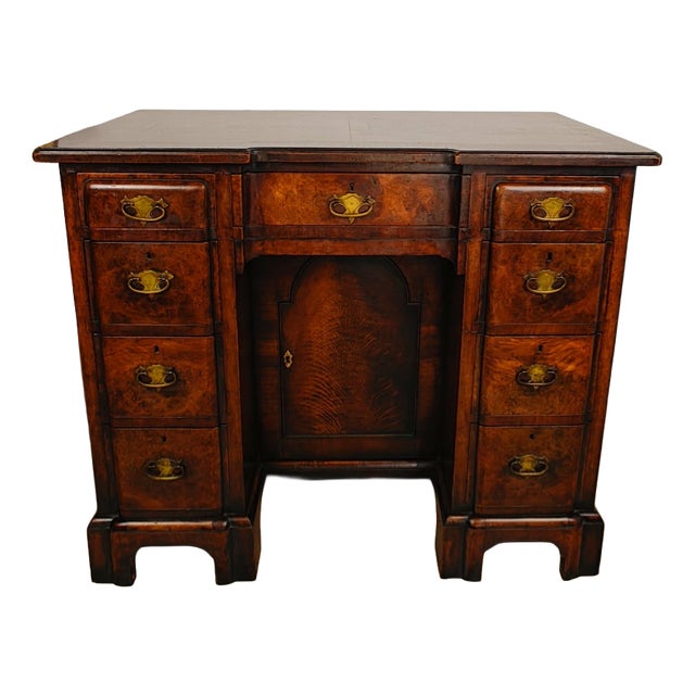 18th Century Style Walnut Knee Hole Writing Desk with Key and Lock, 1930 For Sale