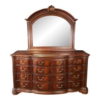 Thomasville Kent Park Collection Dresser With Mirror For Sale