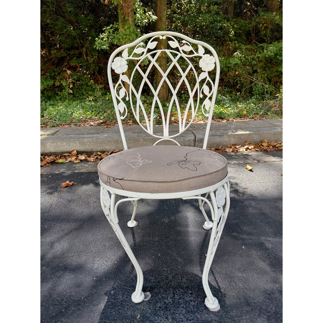 Metal Vintage Hollywood Regency Metal and Glass Garden Dining Set, 5 Pieces For Sale - Image 7 of 8