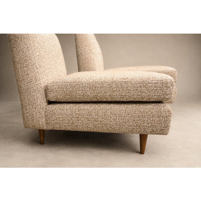 Pair of “L” Lounge Chairs in Caviúna & Textured Bouclé by Joaquim Tenreiro, 1958 For Sale - Image 18 of 18