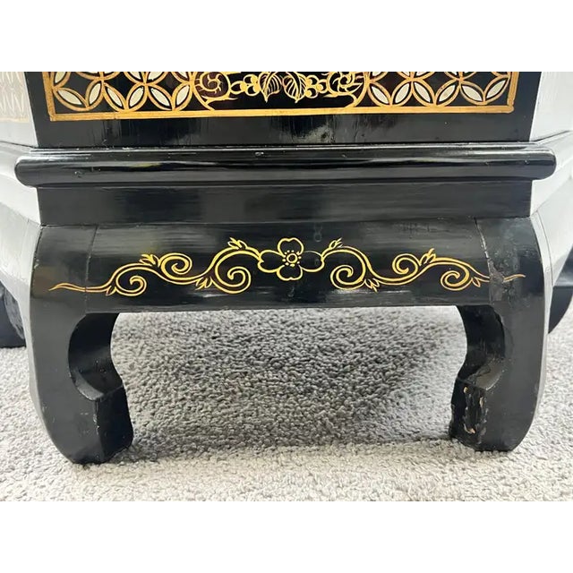 Asian Black Lacquer Hexagonal Side Table With Hand-Painted Gold & Figural Pane For Sale - Image 11 of 15