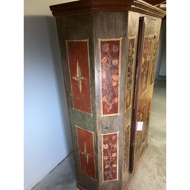 Late 19th Century Bavarian Pine Armoire For Sale In New York - Image 6 of 7