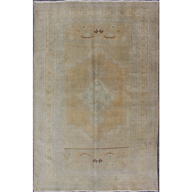 Textile Vintage Turkish Oushak Rug in Faded Gold and Soft Gray With Subtle Medallion 3′6″ × 5′9″ For Sale - Image 7 of 7