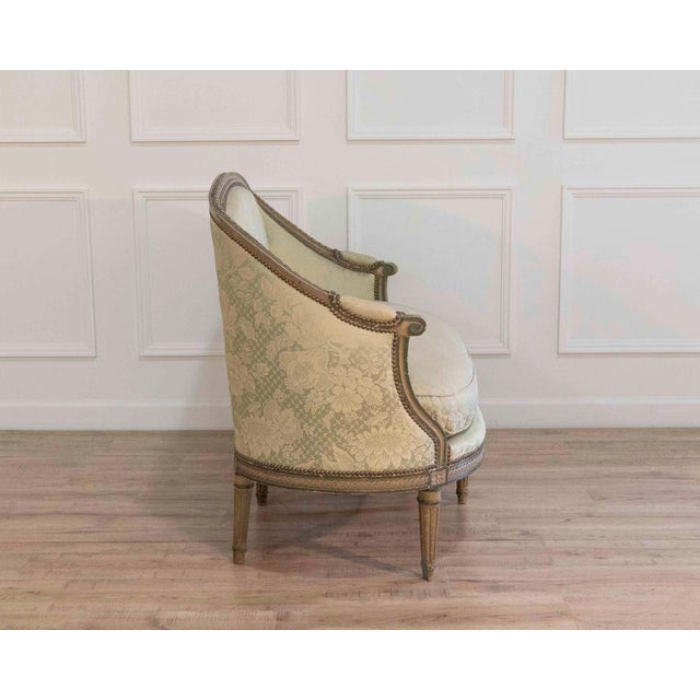Wood Louis XVI Style Canapé Corbeille in Painted Wood, 18th Century For Sale - Image 7 of 11