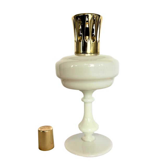 Vintage French White Opaline Lamp from Lampe Berger and Opalescent Soliflore Vase, 1950, Set of 2 For Sale - Image 4 of 9