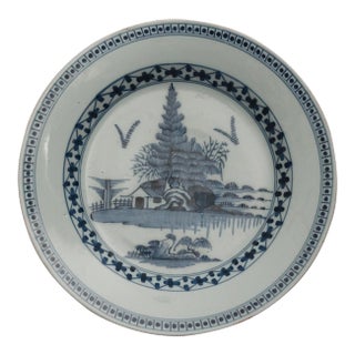 18th-C Englsih Delft Chinoiserie Charger Attributed to Lambeth For Sale