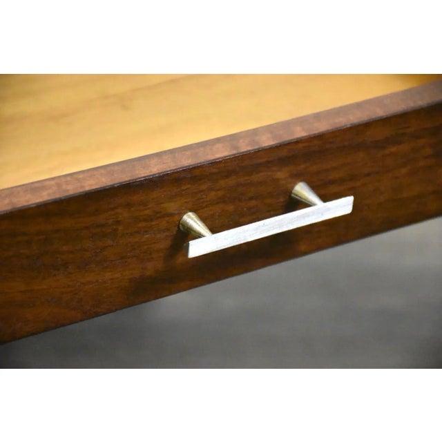 Brown Paul McCobb for Calvin Walnut Coffee Table For Sale - Image 8 of 9