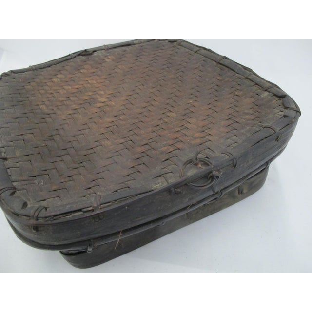 Brown Filipino Ifugao Hukop Handwoven Square Lidded Rice Basket Storage Box For Sale - Image 8 of 9