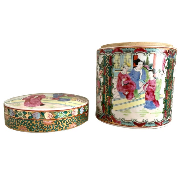1960s Vintage Famille Rose Hand-Painted Porcelain Spice Jar/Decorative Tea Jar With Lid For Sale - Image 5 of 11