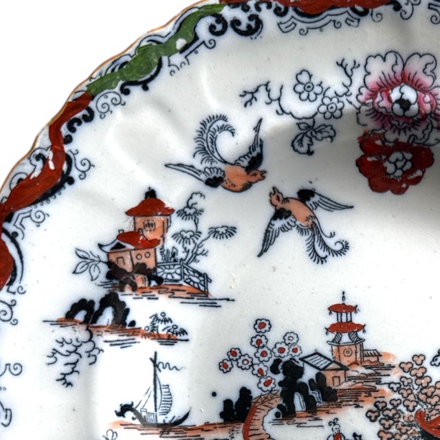 Late 19th Century Set of Seven Late Victorian Ashworth Brothers Hanley Imari Soup Plates, C. 1890–1905 For Sale - Image 5 of 7