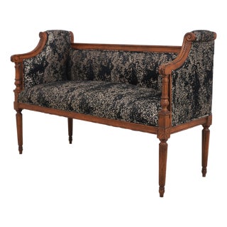 French Louis XV Style Upholstered Bench Settee For Sale