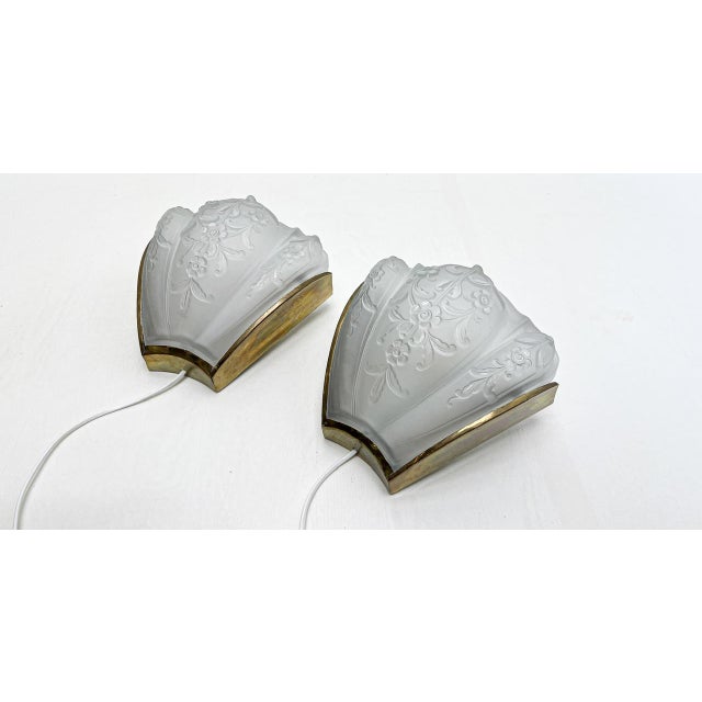 Art Deco Style Brass and Glass Wall Lamps, France, 1940s, Set of 2 For Sale - Image 11 of 18