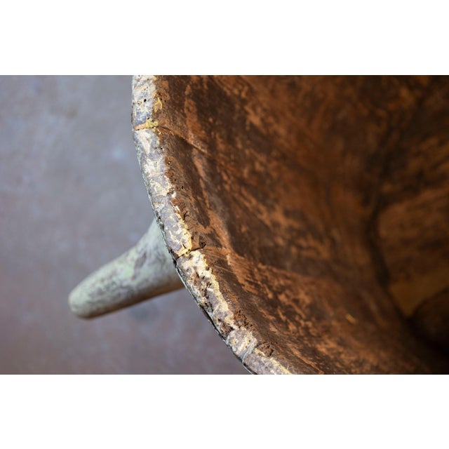 Wood 19th century French grape harvesting hod For Sale - Image 7 of 8