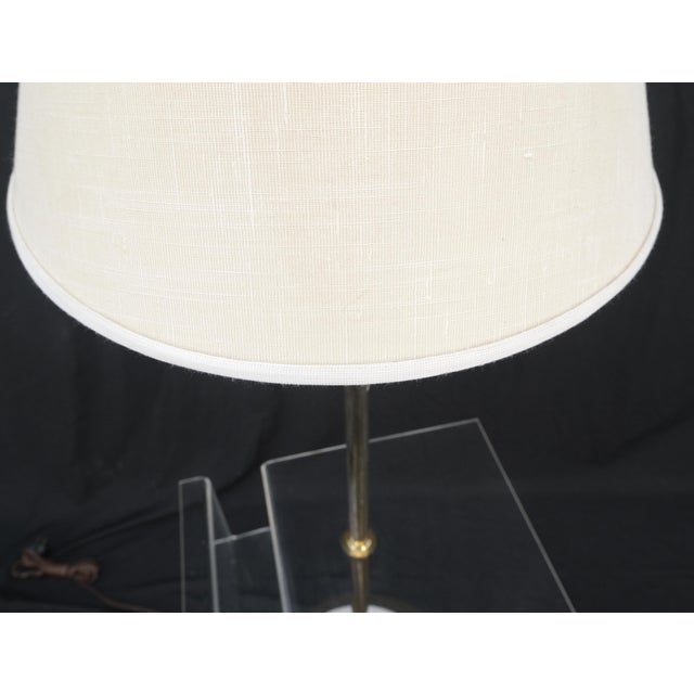 1970s Round Marble Base Brass Floor lamp Integrated Lucite Table Magazine Rack For Sale - Image 5 of 10