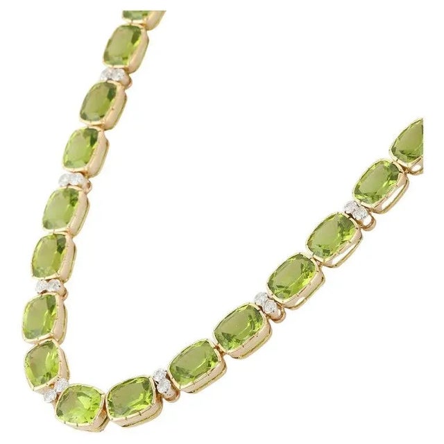 7.85ct Peridot Cushion Shaped Gemstone and Diamond Necklace in 18k Yellow Gold For Sale - Image 4 of 11
