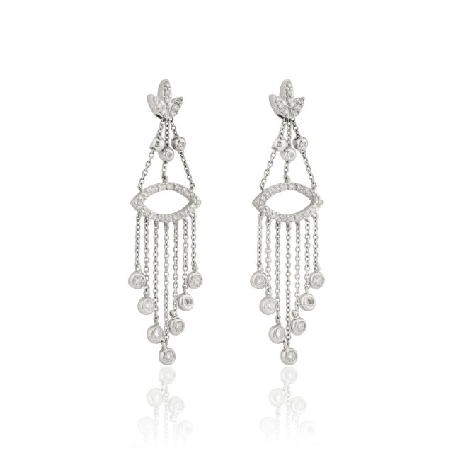 Natural Diamond Earring With 0.82 Carat Diamond in 18k Gold For Sale - Image 4 of 5