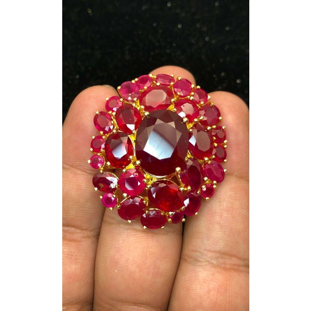Bochic "Orient" 40 Carat Natural Ruby Cocktail Ring Set In 18K Solid Gold For Sale - Image 13 of 18
