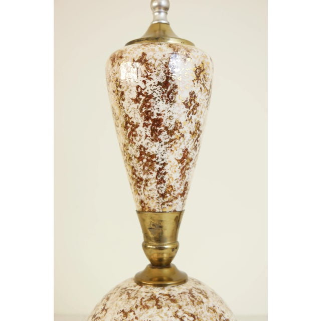 1940s 1940s Vintage Gold & White Speckled Table Lamp For Sale - Image 5 of 9