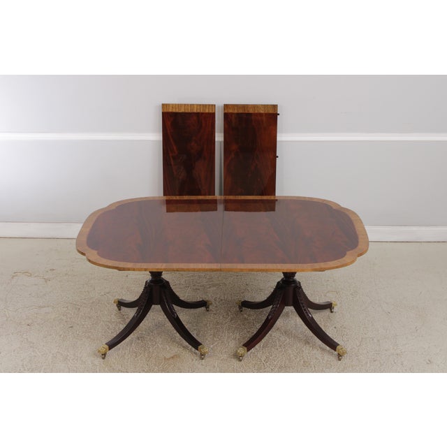 Age: Approx: 20 Years Old Details: Historic Charleston Collection Rich High Sheen Finish High Quality Construction Duncan...