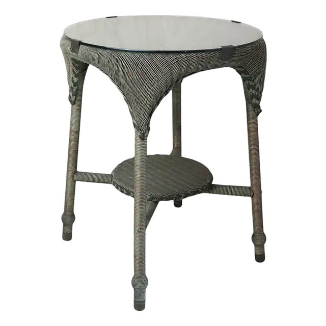 Vintage English Rattan Lloyd Loom Round Side Table, 1931 For Sale