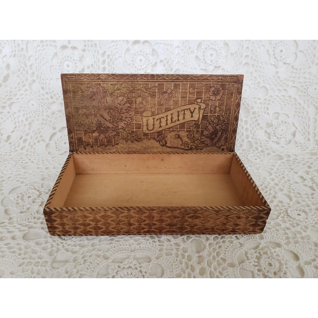 1920s 1920s Vintage Bohemian Floral Pyrography Box For Sale - Image 5 of 8