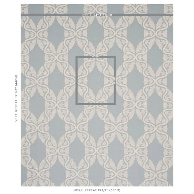Our Siljan pattern is a study in subtle contrasts. Oversized medallions woven in a soft textured yarn stand out against a...