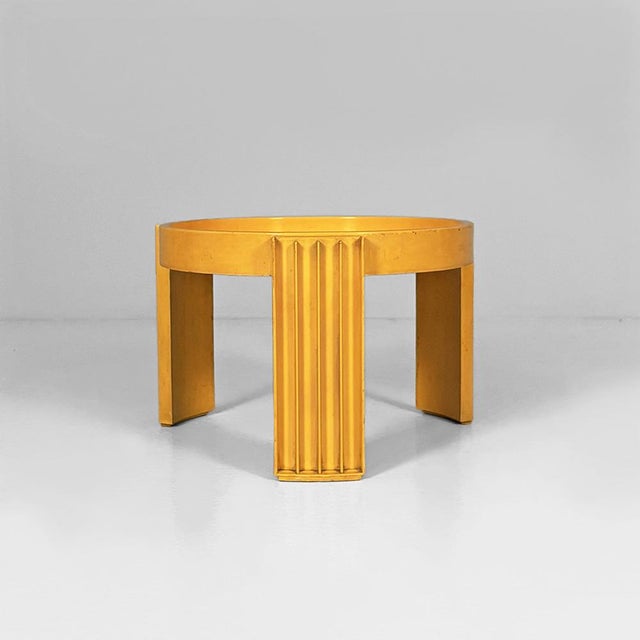 Plastic Italian Space Age Marema Coffee Tables by Gianfranco Frattini for Cassina, 1960s, Set of 4 For Sale - Image 7 of 18
