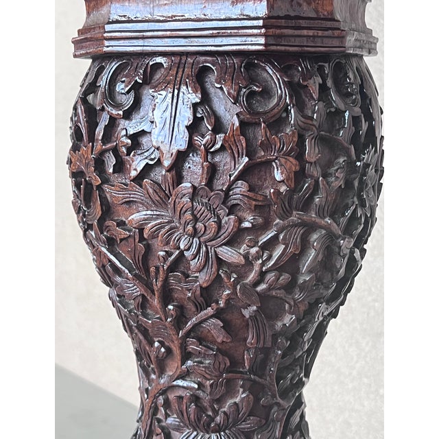 Finely Carved British Colonial 19th Century Round Tiltable Table For Sale - Image 6 of 10