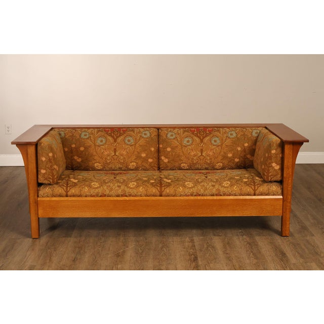 Stickley Mission Collection Oak Prairie Settle For Sale - Image 18 of 18