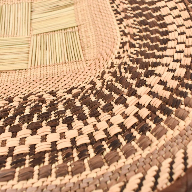 African Early 20th Century Tonga Binga Basket 21 Inch For Sale - Image 3 of 7