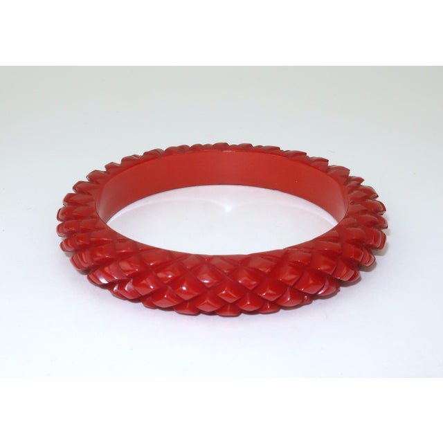 Plastic Bakelite Style 1940's Carved Bangle Bracelets, Set of 3 For Sale - Image 7 of 11