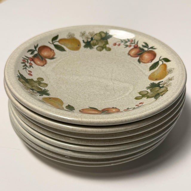 Late 20th Century Vintage Wedgwood Quince Dinnerware Service for 8 - 48 Pieces For Sale - Image 5 of 12