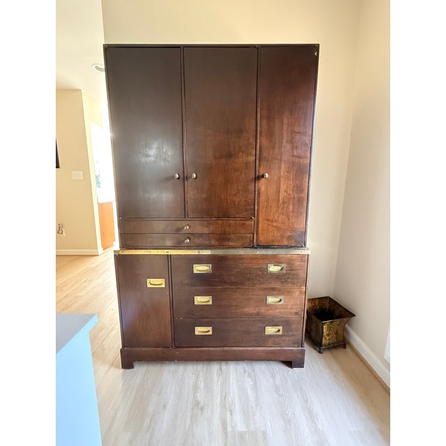 Milo Baughman Campaign Wardrobe For Sale - Image 15 of 15