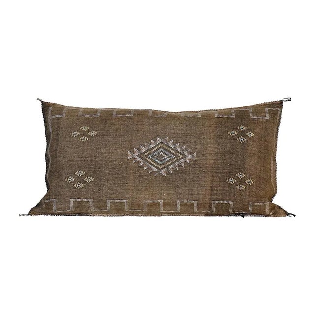 Discover the allure of Moroccan craftsmanship with our brown cactus silk Pillows. These Moroccan cactus Pillows are...