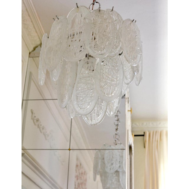 1970s Vintage Clear Murano Glass Leaf Chandelier in Chrome, 1970s For Sale - Image 5 of 10