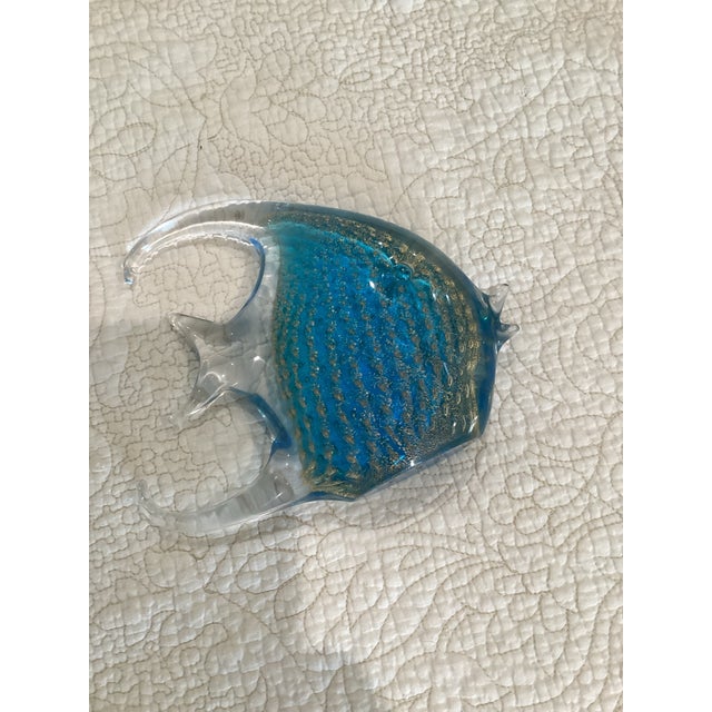 V. Nason & Co. Vincenzo Nason & Co Murano Glass Angelfish, Blue With Controlled Avventurina Copper Flake Strings, For Sale - Image 4 of 7