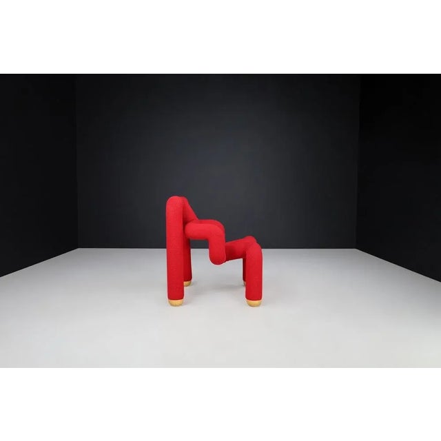 1980s Postmodern Chair in Original Red Fabric attributed to Terje Ekstrom, Norway, 1984 For Sale - Image 5 of 10