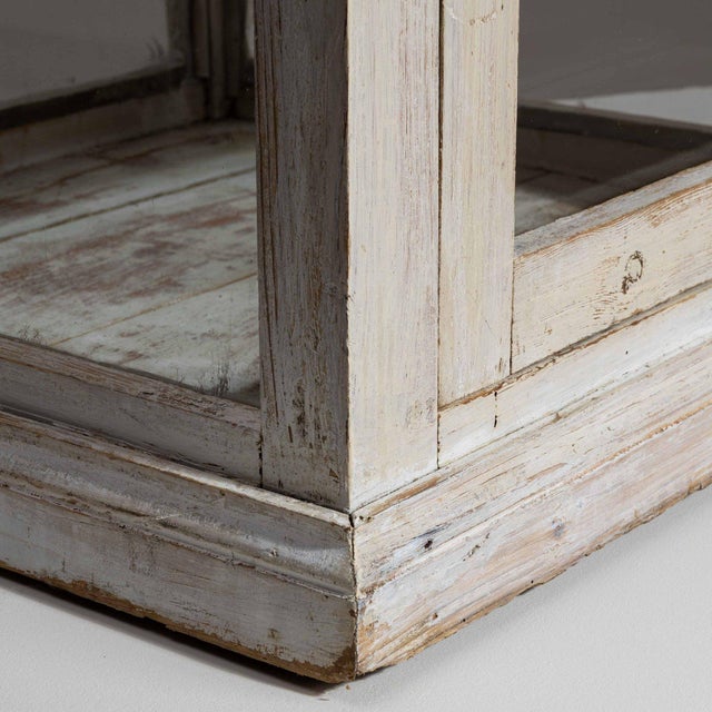 19th Century France White Wood Display Cabinet For Sale - Image 10 of 10