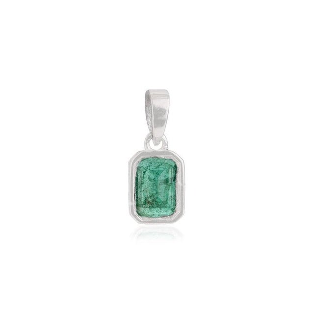 Not Yet Made - Made To Order Dainty Natural Emerald Pendant in 925 Sterling Silver For Sale - Image 5 of 11