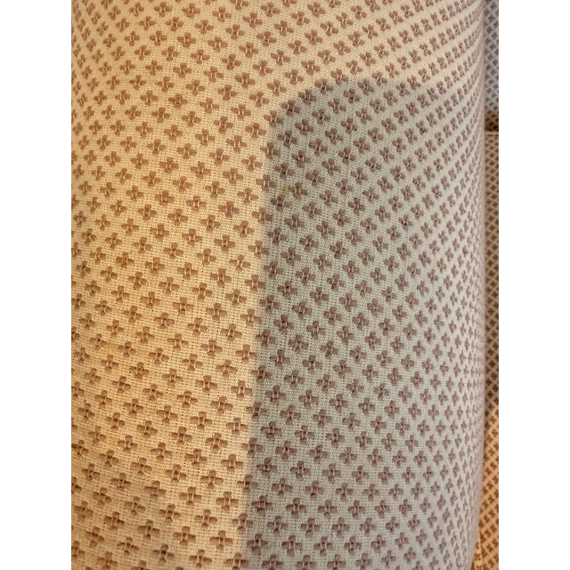 High-End 20th Century Camelback Settee, in the Style of Hickory Chair or Southwood For Sale - Image 4 of 10