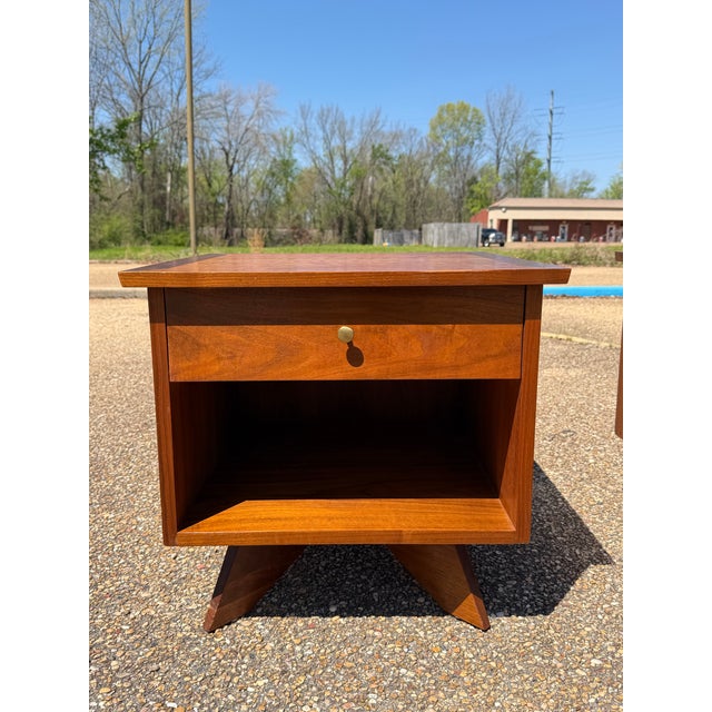 Brown 1960s George Nakashima for Widdicomb Nightstands, A Pair For Sale - Image 8 of 9