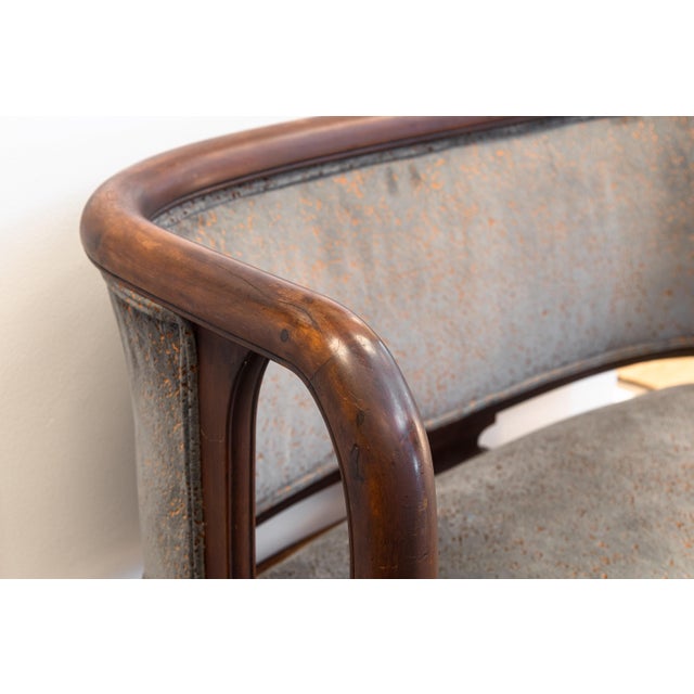 Vintage Curved Mahogany and Crushed Velvet Settee Bench For Sale In Detroit - Image 6 of 7