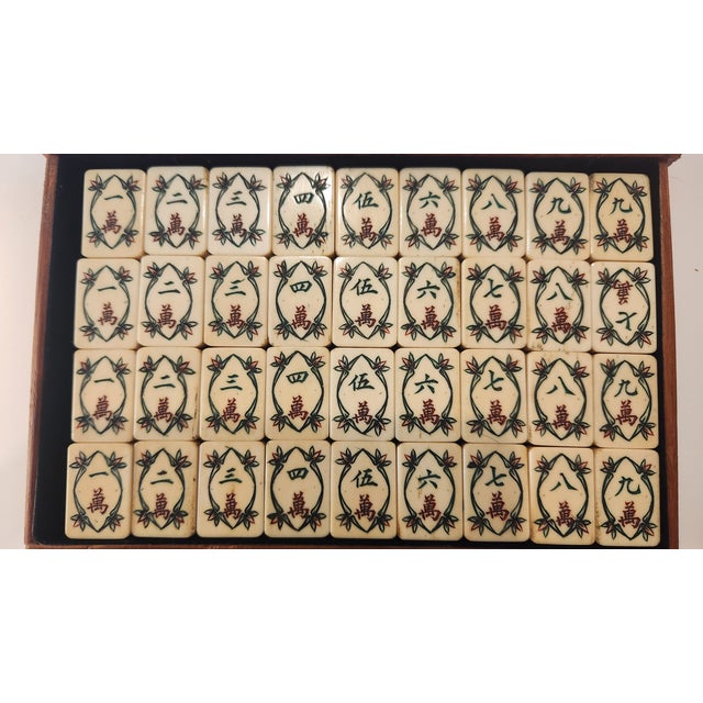 Museum-Quality Antique Mahjong Set From the 1920s in Bone and Bamboo For Sale - Image 10 of 18