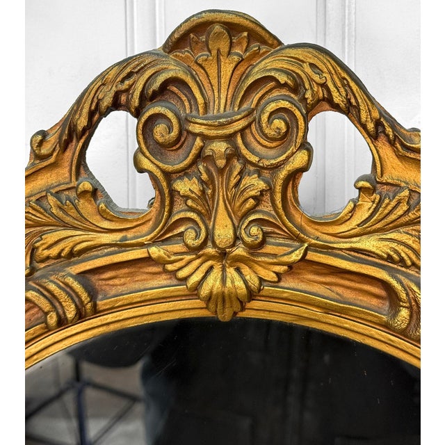 Wood Antique Victorian Rococo Gilt Wood Gold Round Mirror For Sale - Image 7 of 11