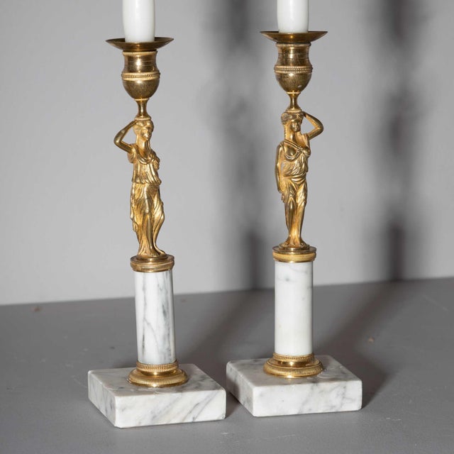 Neoclassical Pair of Candleholders with Karyatids, Bronze & Marble, Berlin Early 19th Century For Sale - Image 3 of 12