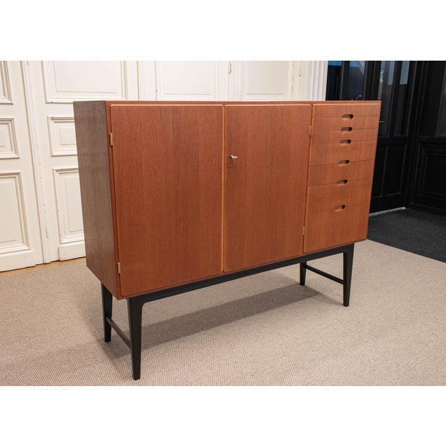Mässan Cabinet in Teak attributed to Kurt Karlsson for August Löfvings Möbelfabrik, 1950s For Sale - Image 11 of 14