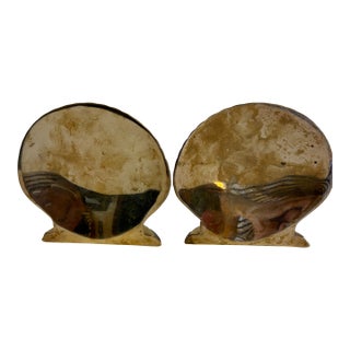 Vintage Brass Scallop Seashell Bookends, Pair For Sale
