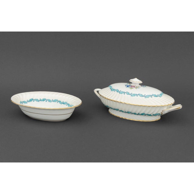 Minton "Ardmore" Bone China Partial Dinnerware Service Set For Sale - Image 13 of 18